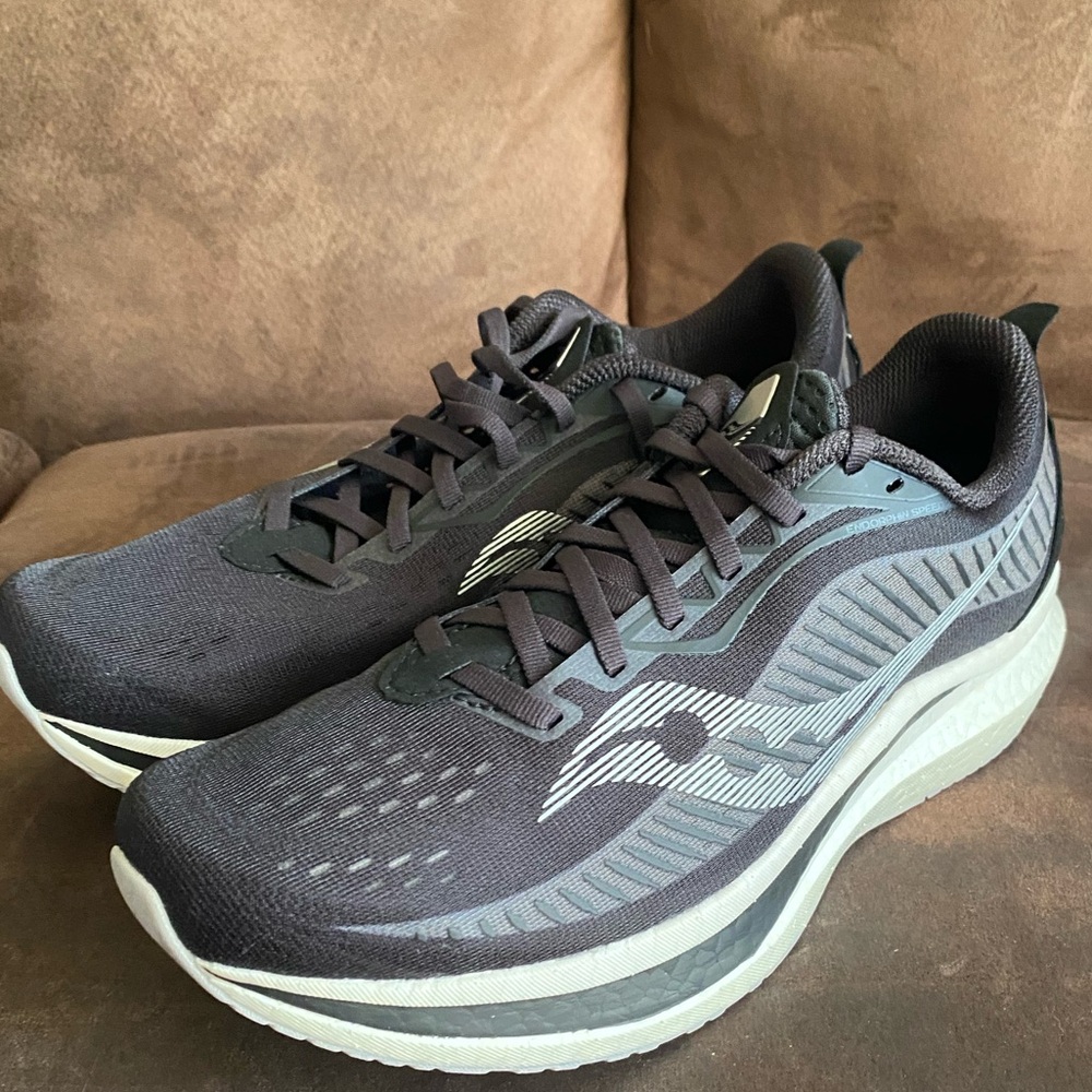Saucony Endorphin Speed 2 - running shoe (Men’s size 10) (New w/box)